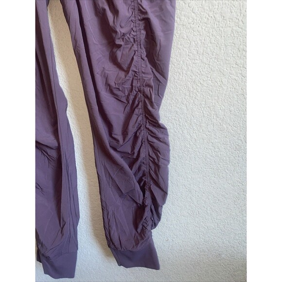 Athleta Attitude Jogger Pants Women Purple Ruched Athletic Pull On 4 Ruching - Picture 3 of 11